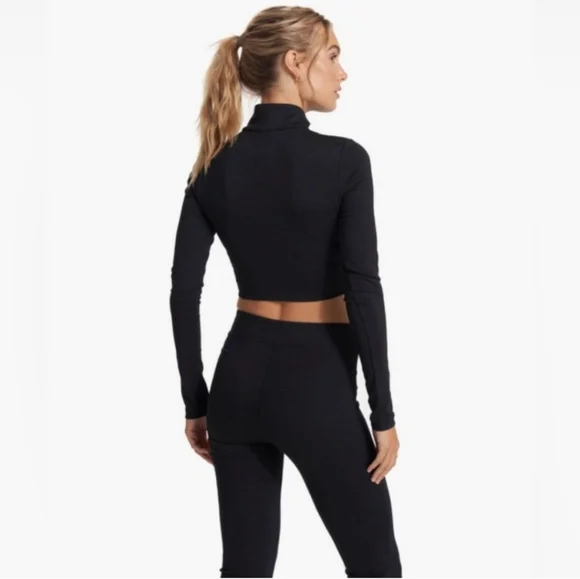 Vuori Rib Half Zip Crop Pullover In Black S NWT - Picture 3 of 7